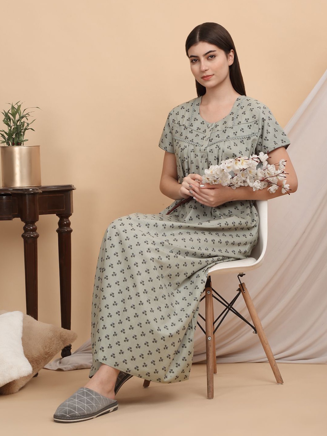

Sweet Dreams Women Floral Printed Maxi Nightdress, Grey