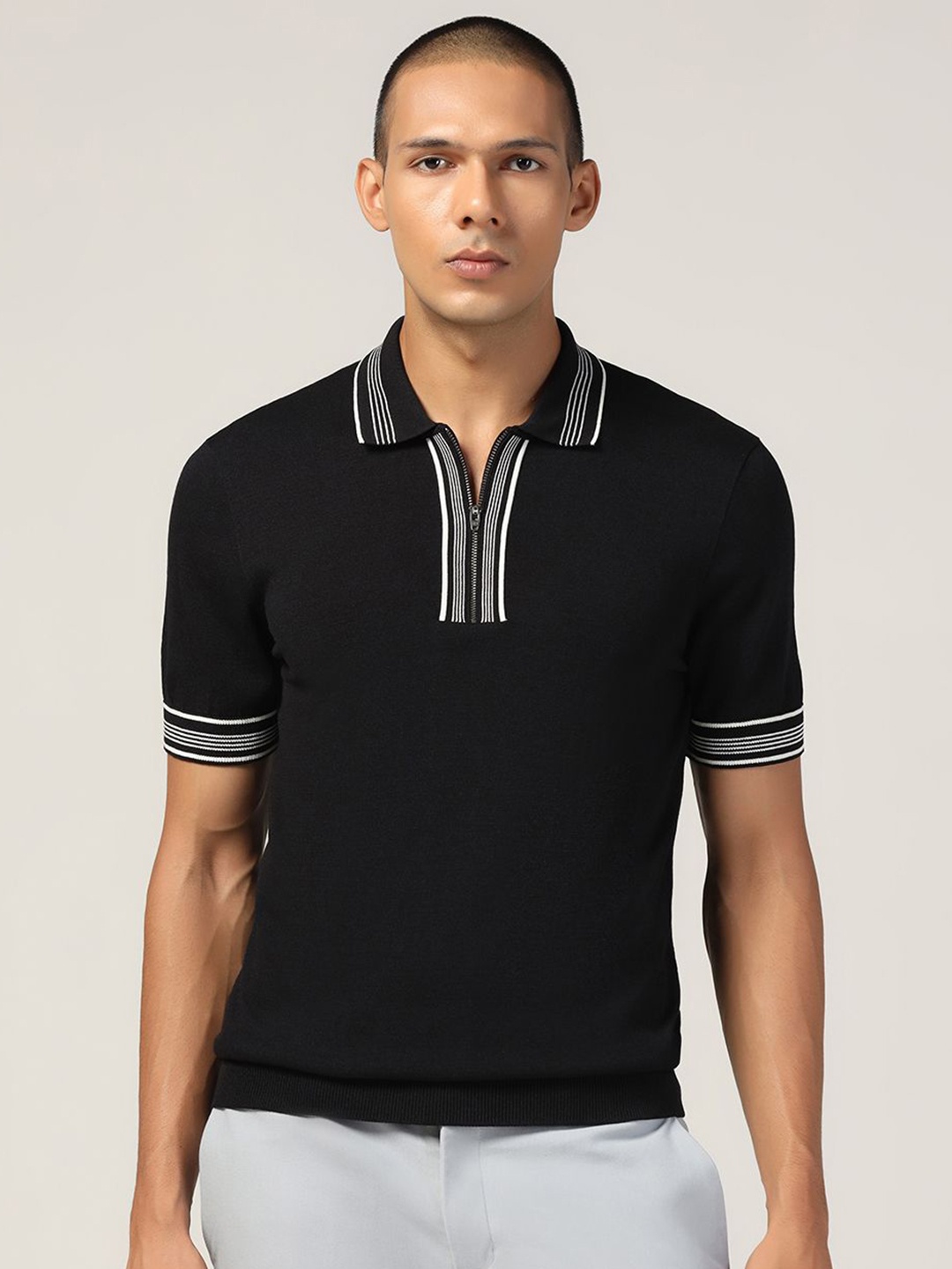 

Blackberrys Men Polo Collar Pockets Slim Fit T-shirt, Black