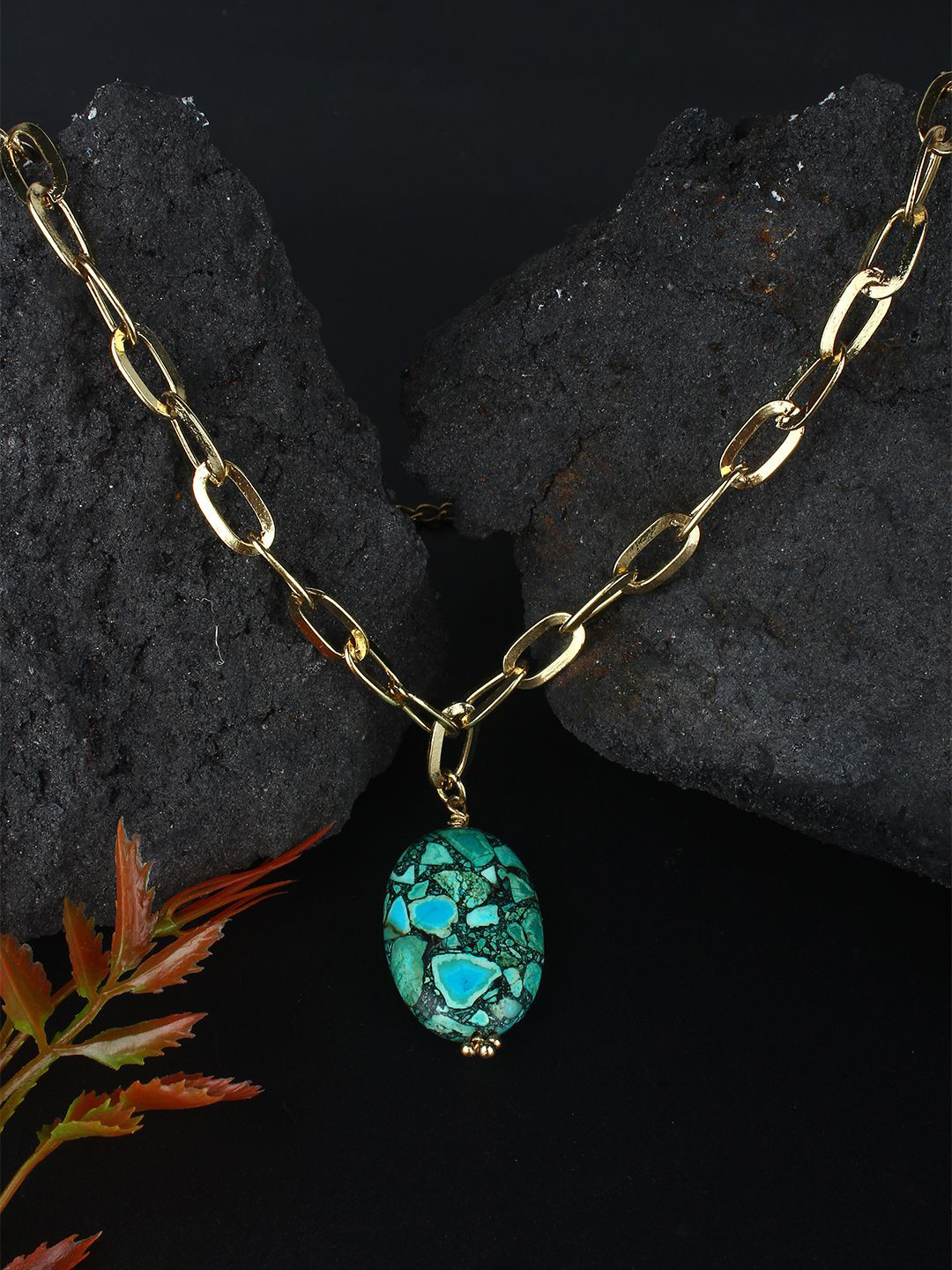 

KPOP Gold-Plated Stone Studded Necklace