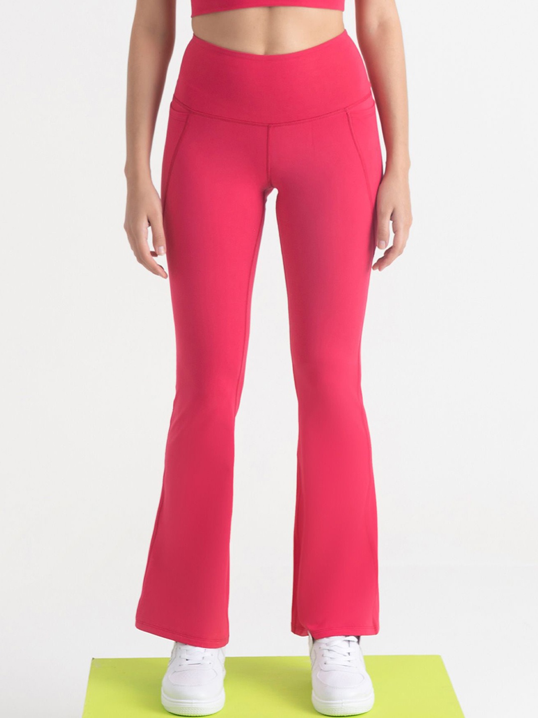 

Hunnit Zen Active Wear High Waist Flare Pants, Pink