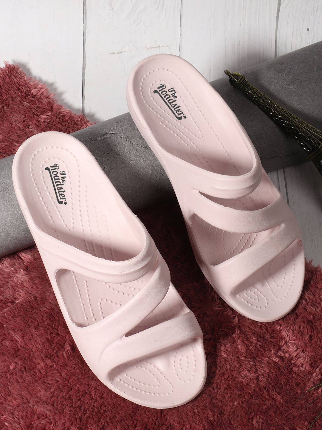 

Roadster Women Synthetic Classic Ultra Soft Flip Flops, Lavender