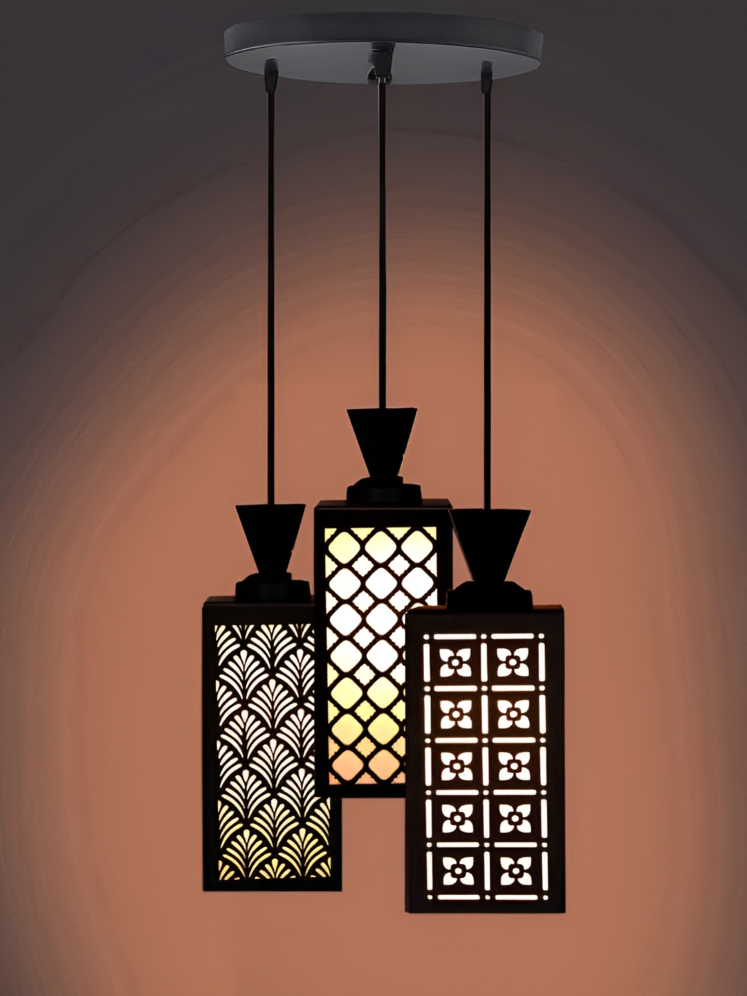 

Afast Black & White Ceiling Lamp