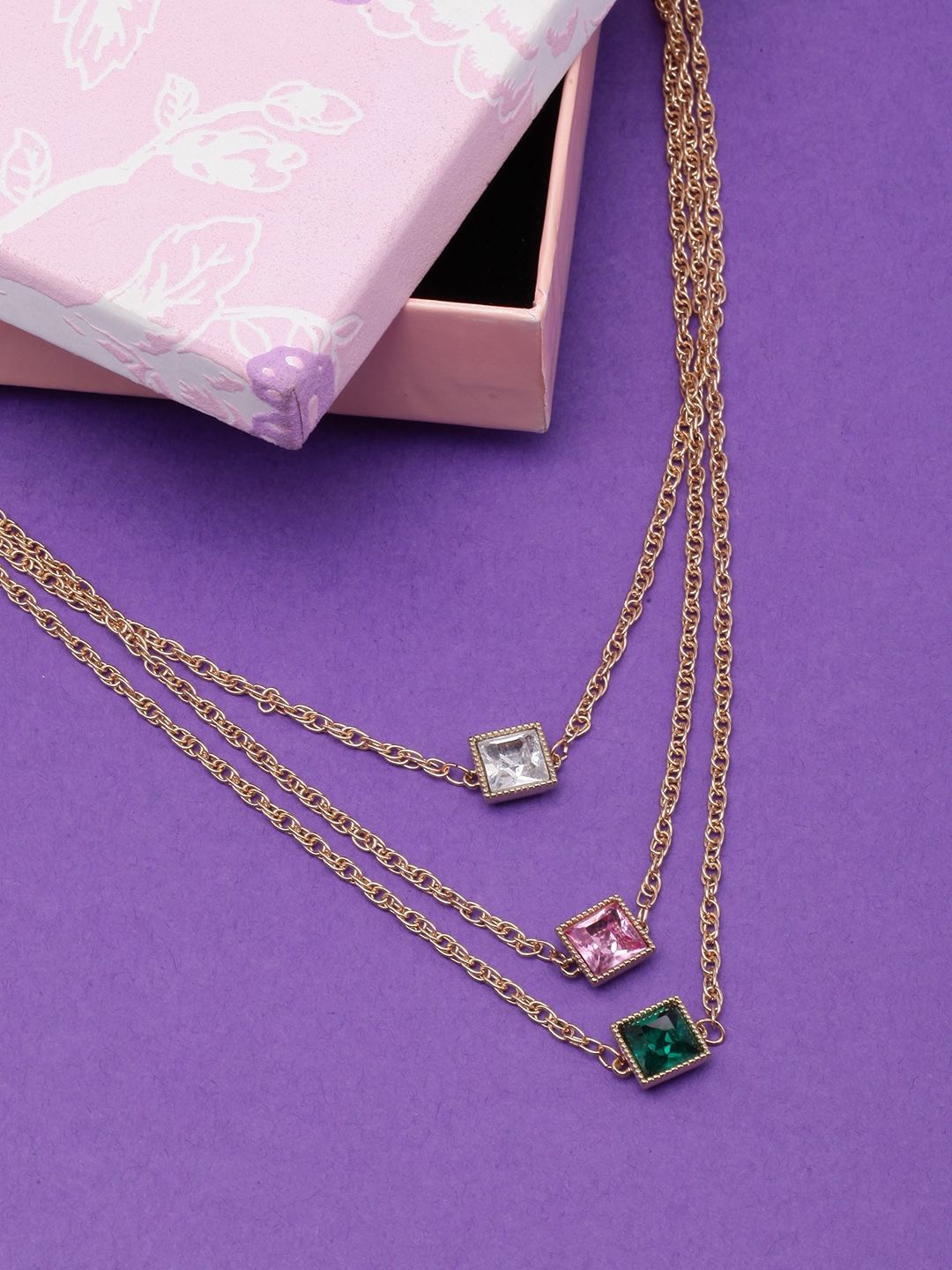 

KPOP Brass Gold-Plated Handcrafted Necklace