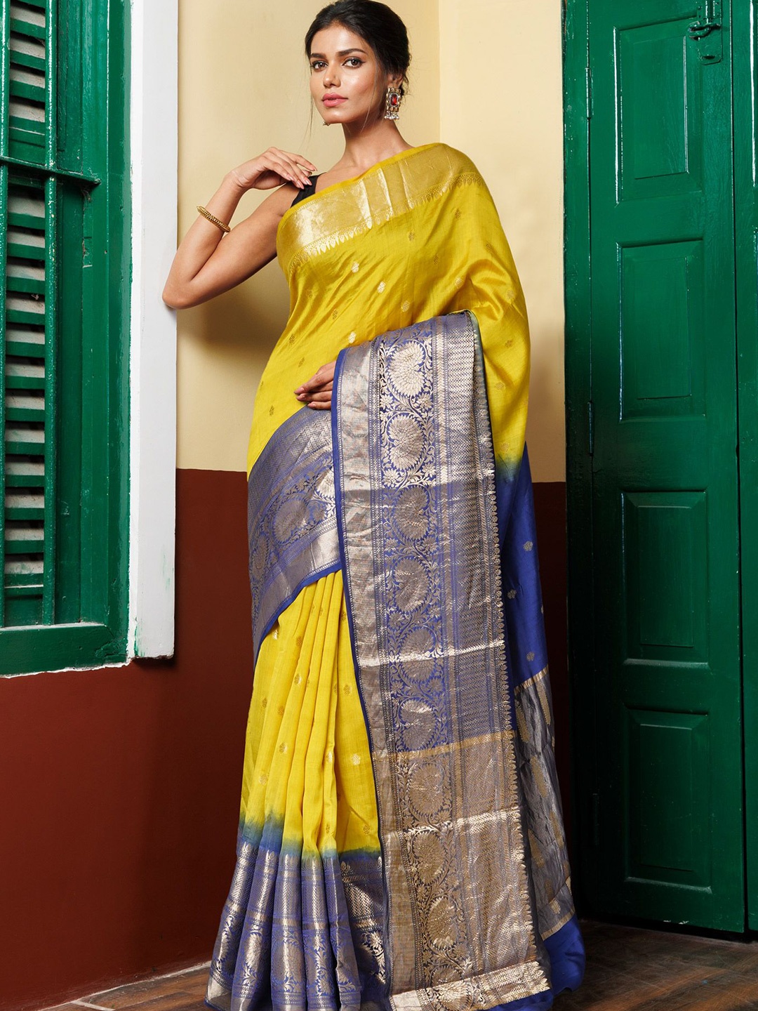 

Unnati Silks Ombre Zari Organza Handloom Banarasi Saree, Yellow