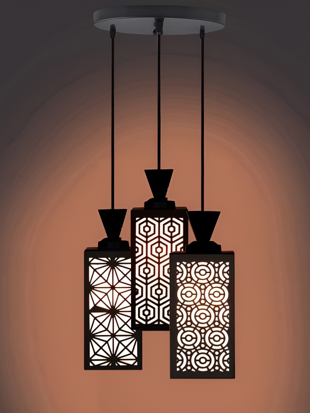 

Afast Black & White Traditional Ceiling Lamp