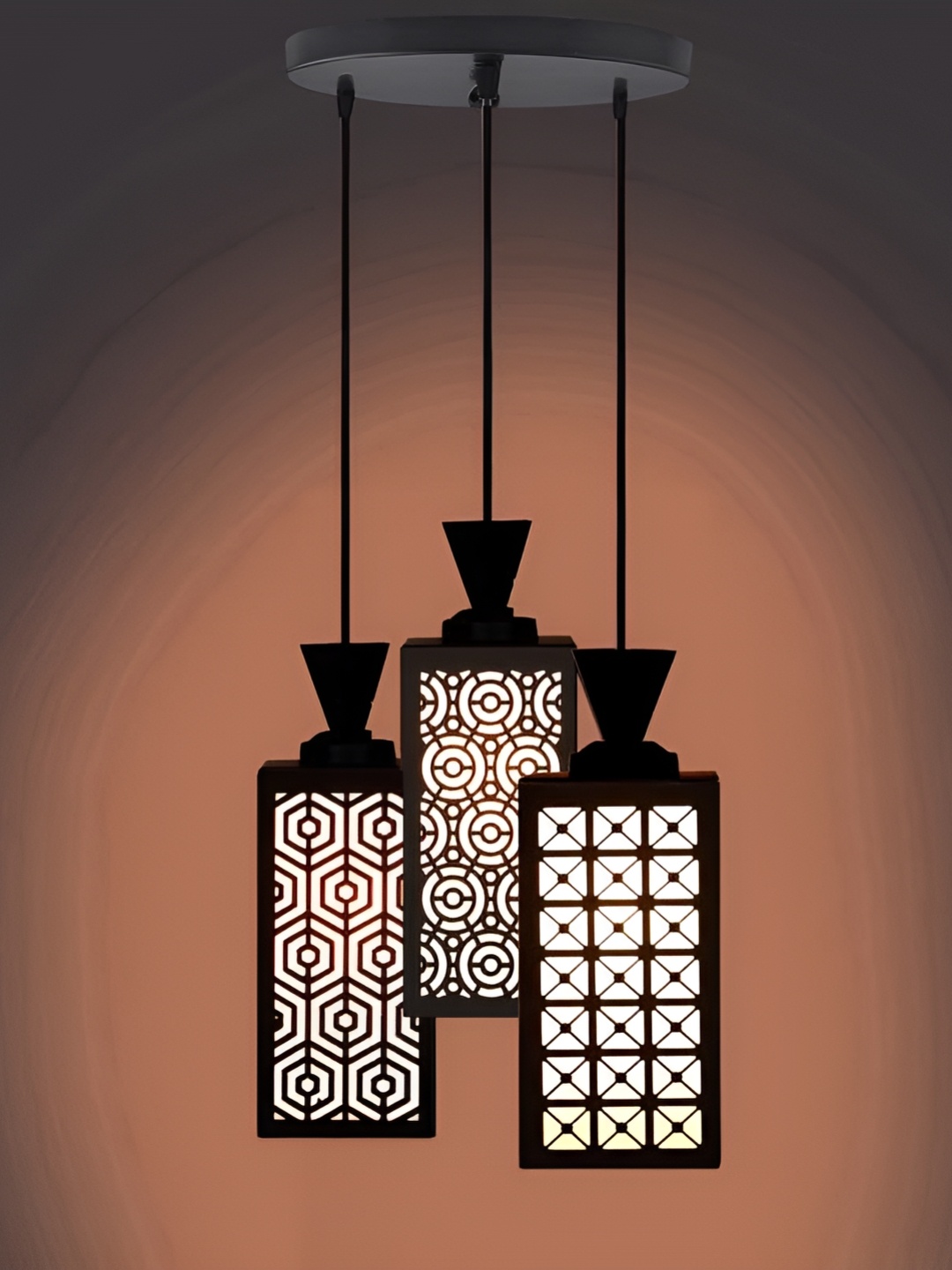 

Afast Black & White Traditional Ceiling Lamp