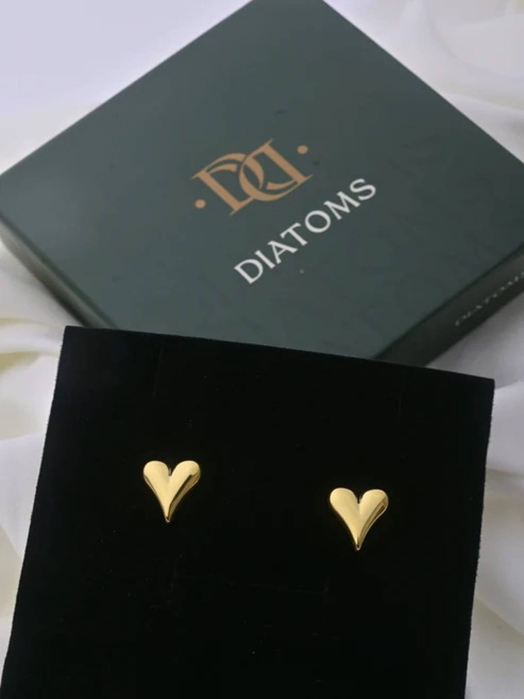 

DIATOMS Heart Shaped Studs Earrings, Gold