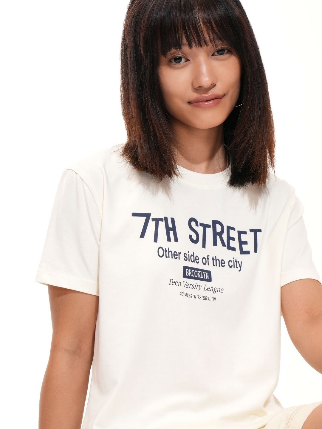 

Tokyo Talkies Women Typography Printed Drop-Shoulder Sleeves Slim Fit T-shirt, Off white