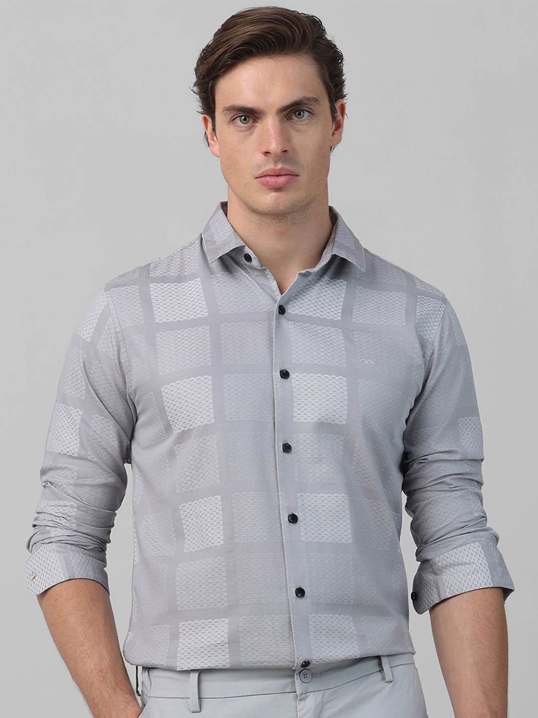 

Mufti Men Spread Collar Checked Cotton Slim Fit Casual Shirt, Grey