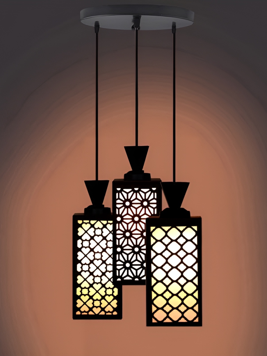 

Afast Black & White Traditional Ceiling Lamp