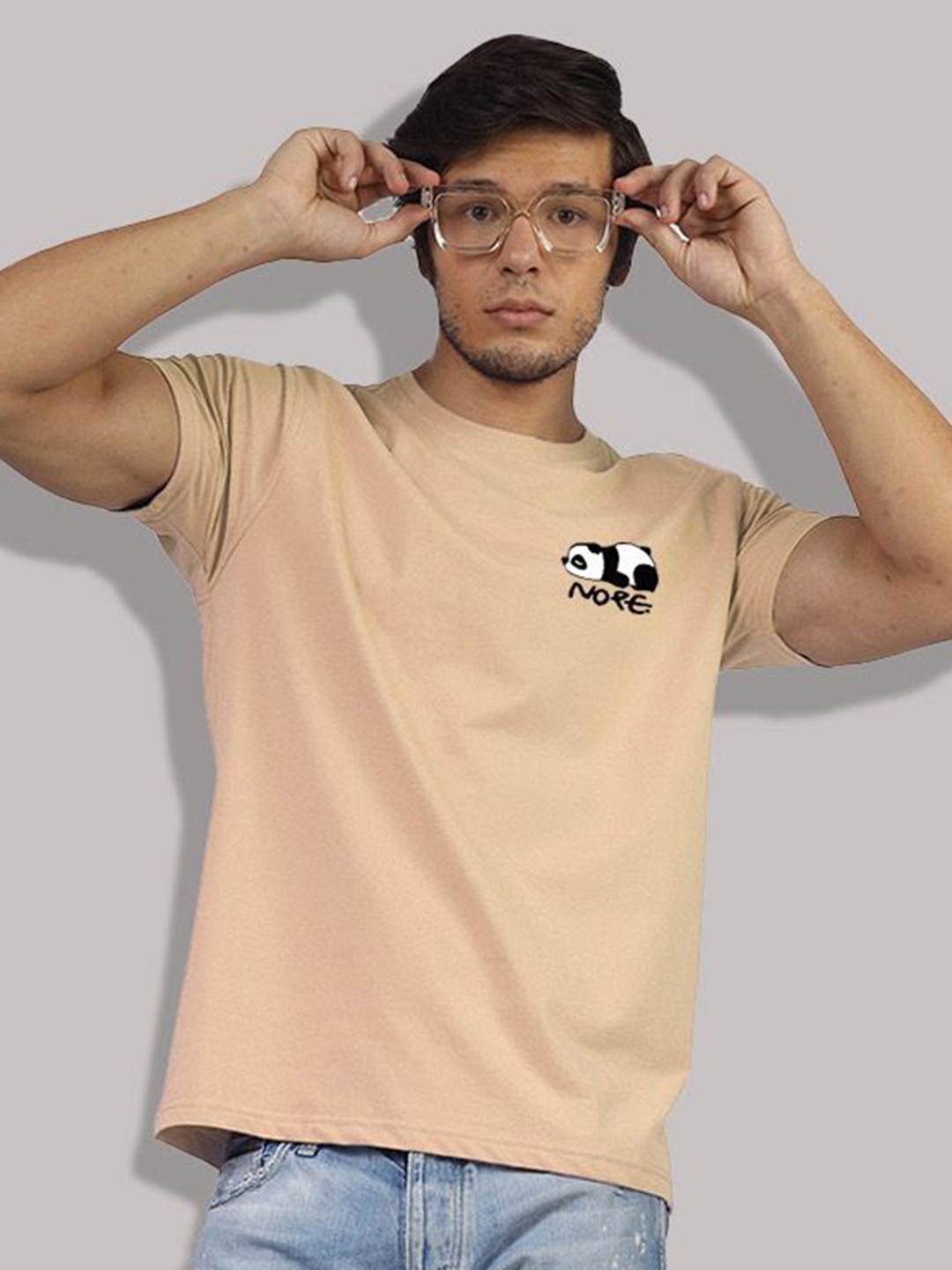 

Greylongg Men Printed Extended Sleeves Applique T-shirt, Beige