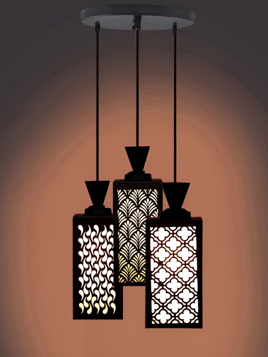 

Afast Black & White Ceiling Lamp