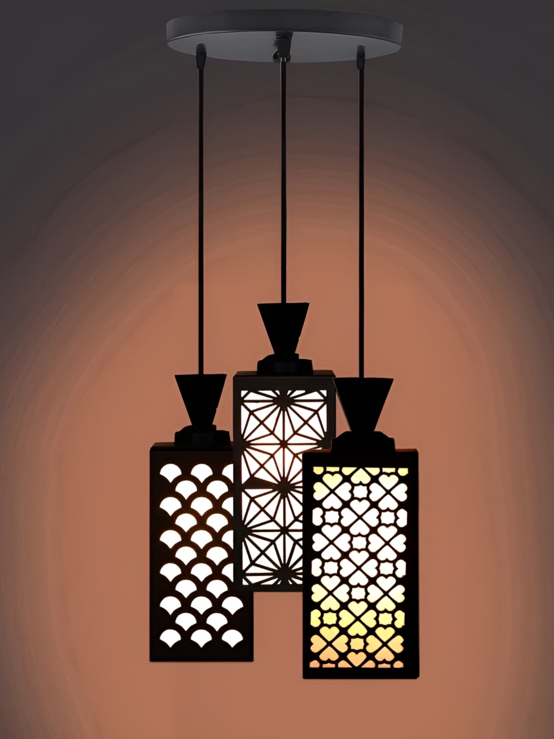 

Afast Black & White Traditional Ceiling Lamp