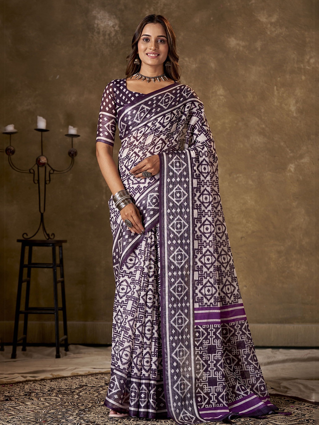 

KAYOMMI Ethnic Motifs Pure Linen Ikat Saree, Purple