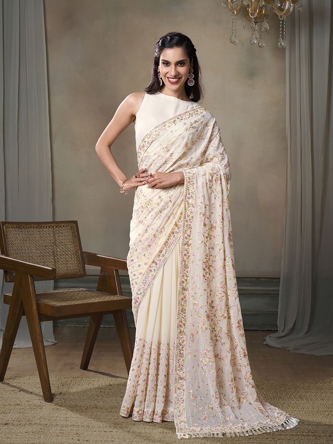 

Inddus Floral Embroidered Sequinned Saree, Cream