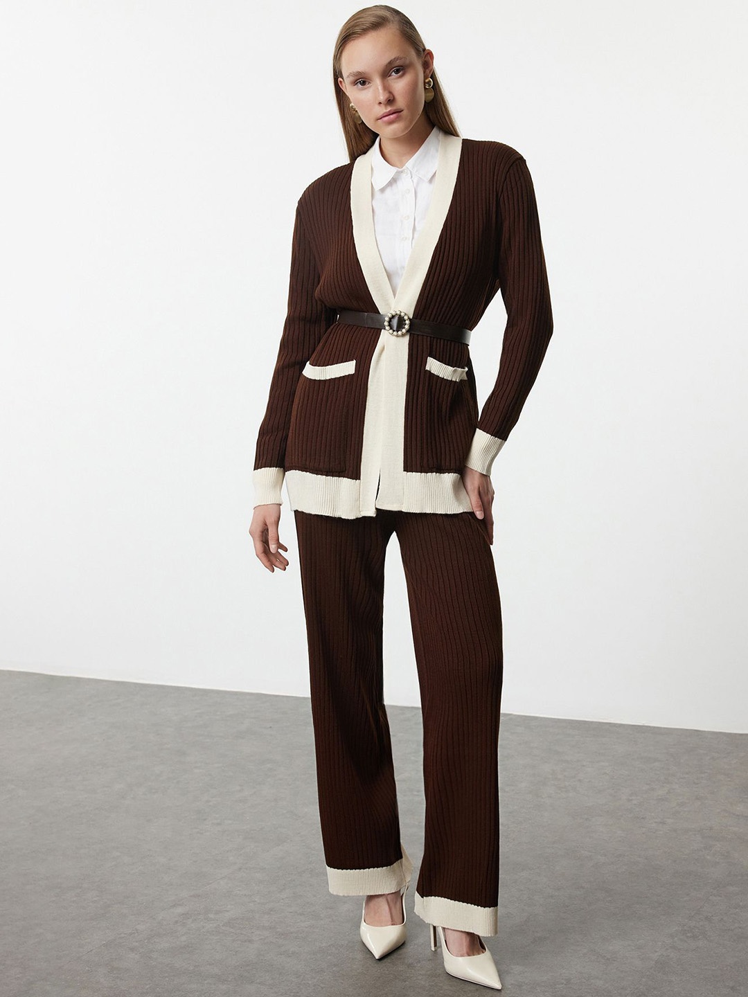 

Trendyol Shirt With Trousers Co-Ords, Brown