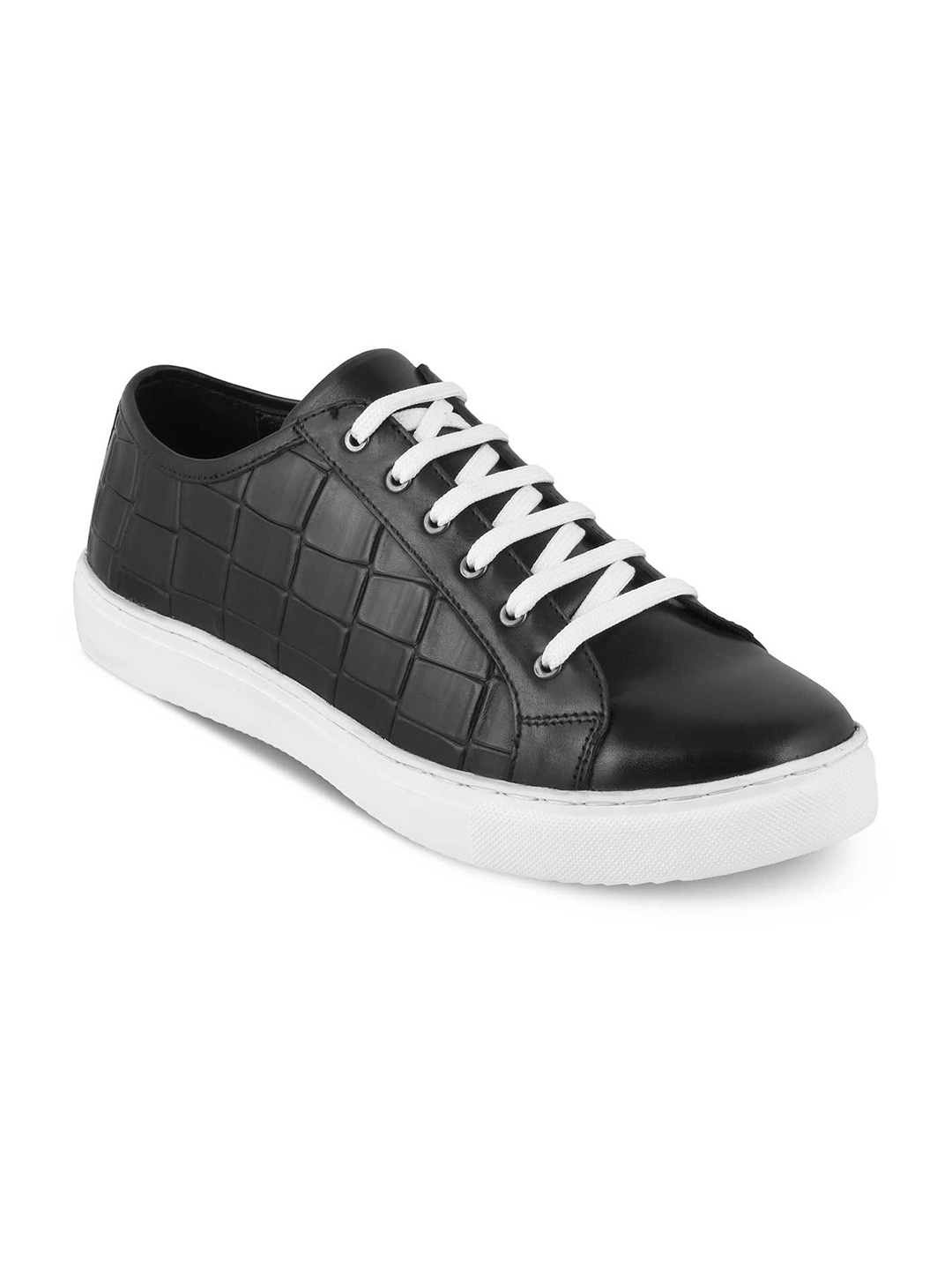 

Tresmode Men Printed Leather Sneakers, Black