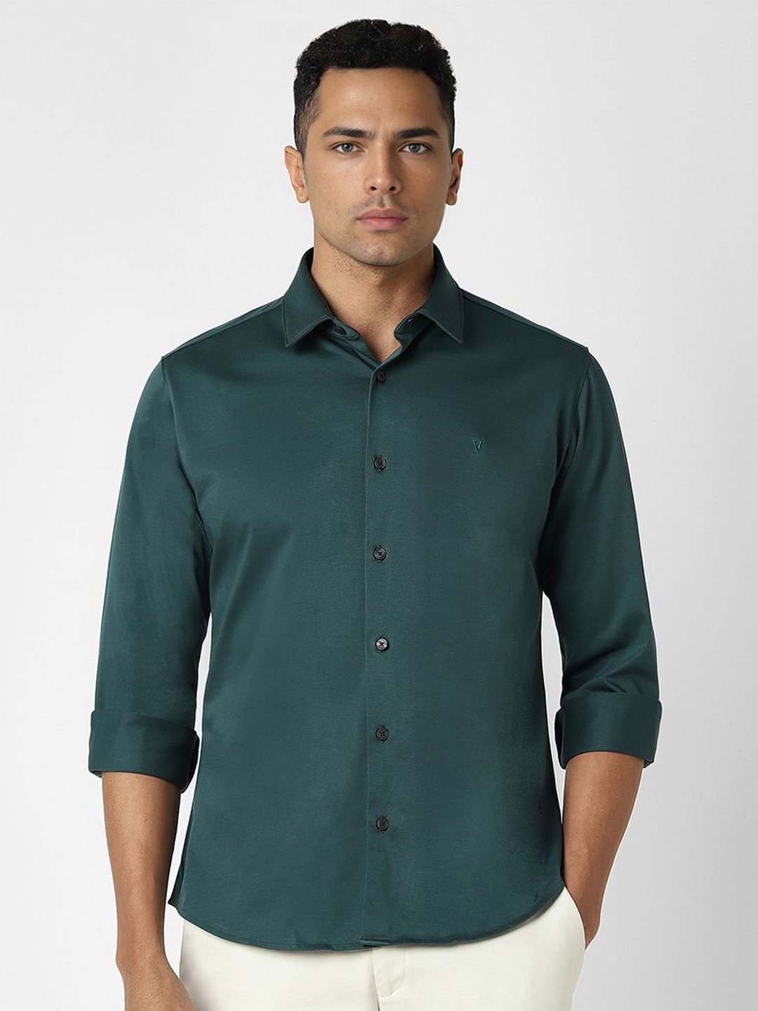 

Van Heusen Sport Men Spread Collar Solid Cotton Slim Fit Casual Shirt, Green