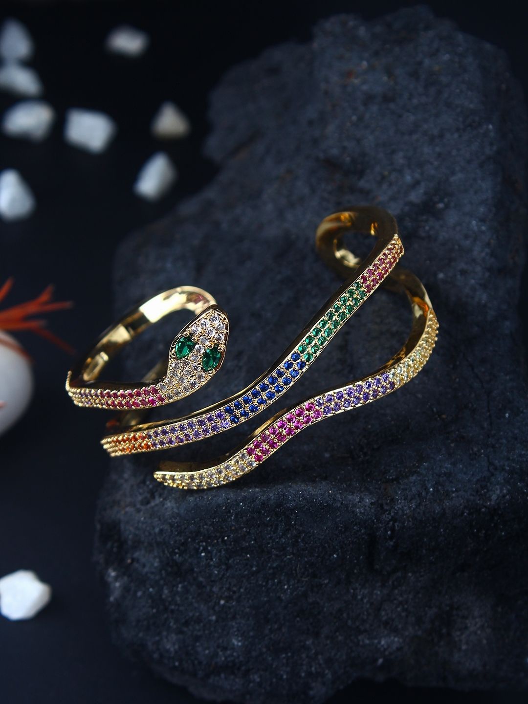 

KPOP Gold-Plated Cubic Zirconia Studded Bangle-Style Bracelet