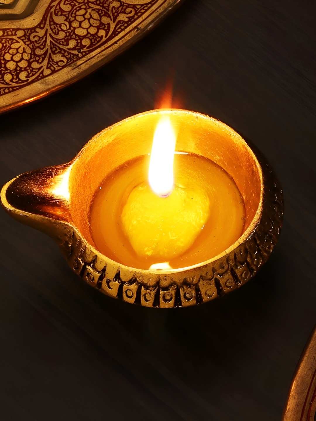 

Indianshelf Metal Diwali Oil Diyas, Gold
