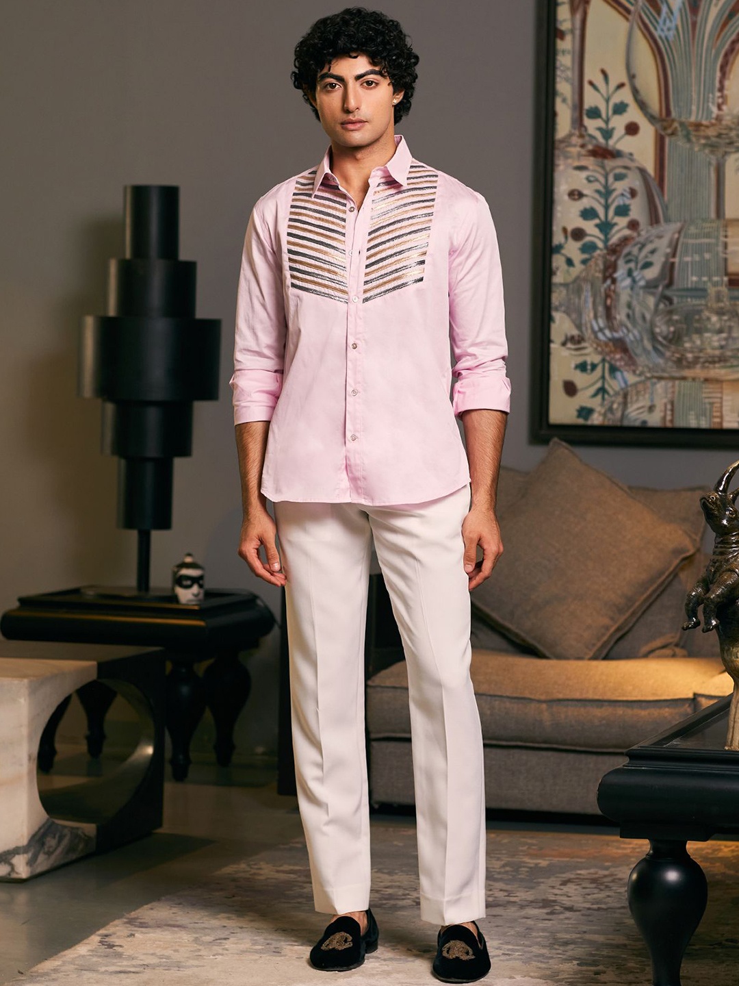 

Siddartha Tytler Men Spread Collar Solid Cotton Casual Shirt, Pink
