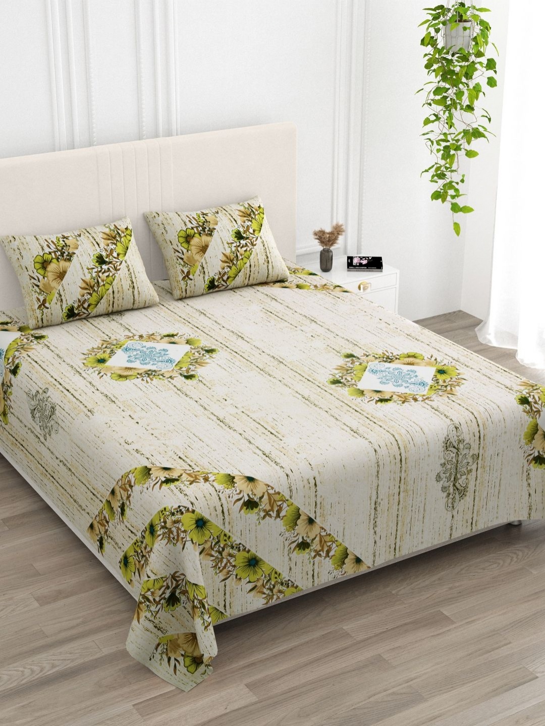 

Qfab Green Floral 144 TC King Bedsheet with 2 Pillow Covers
