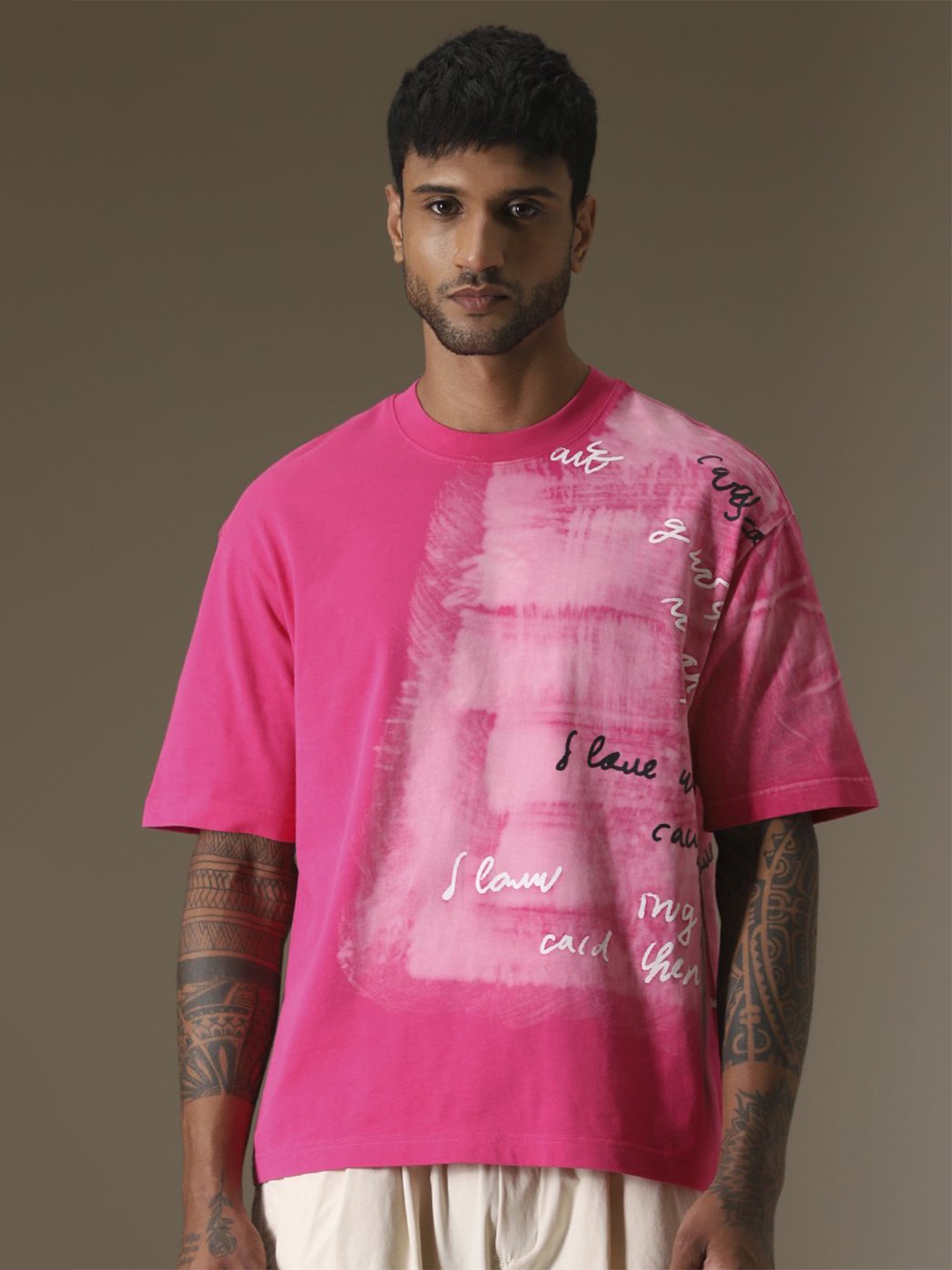 

Banana Club Men Typography Printed T-shirt, Pink