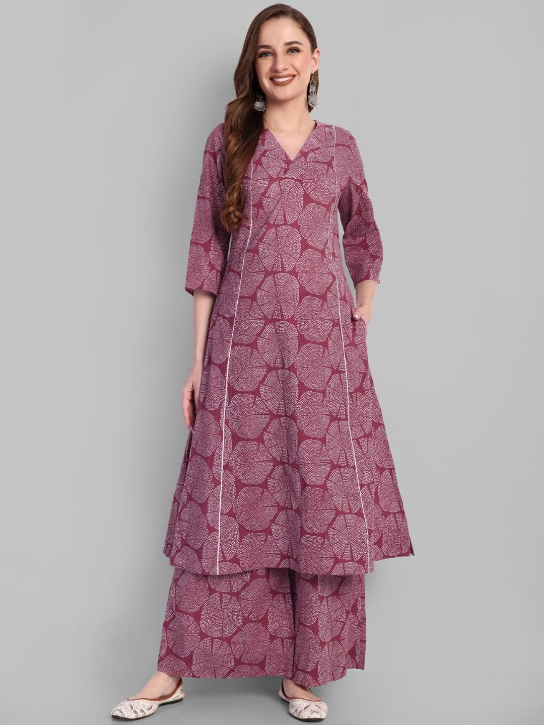 

Mera Rang Women Floral Printed Regular Pure Cotton Kurta with Palazzos, Pink