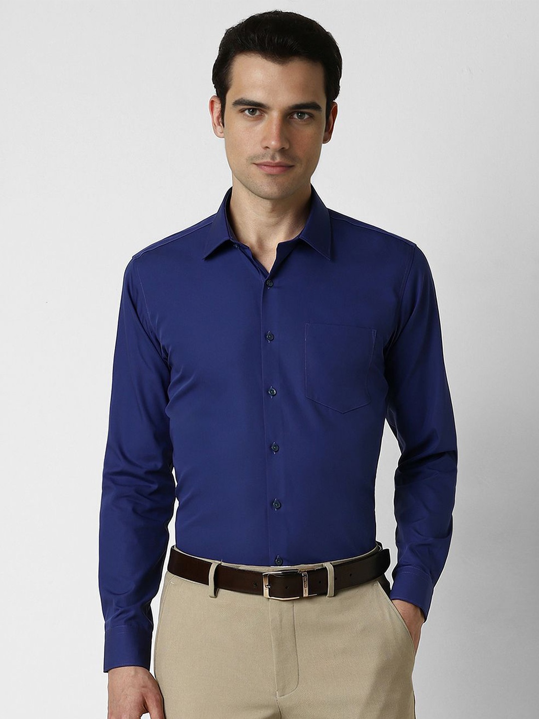 

Van Heusen Men Spread Collar Solid Cotton Slim Fit Formal Shirt, Purple