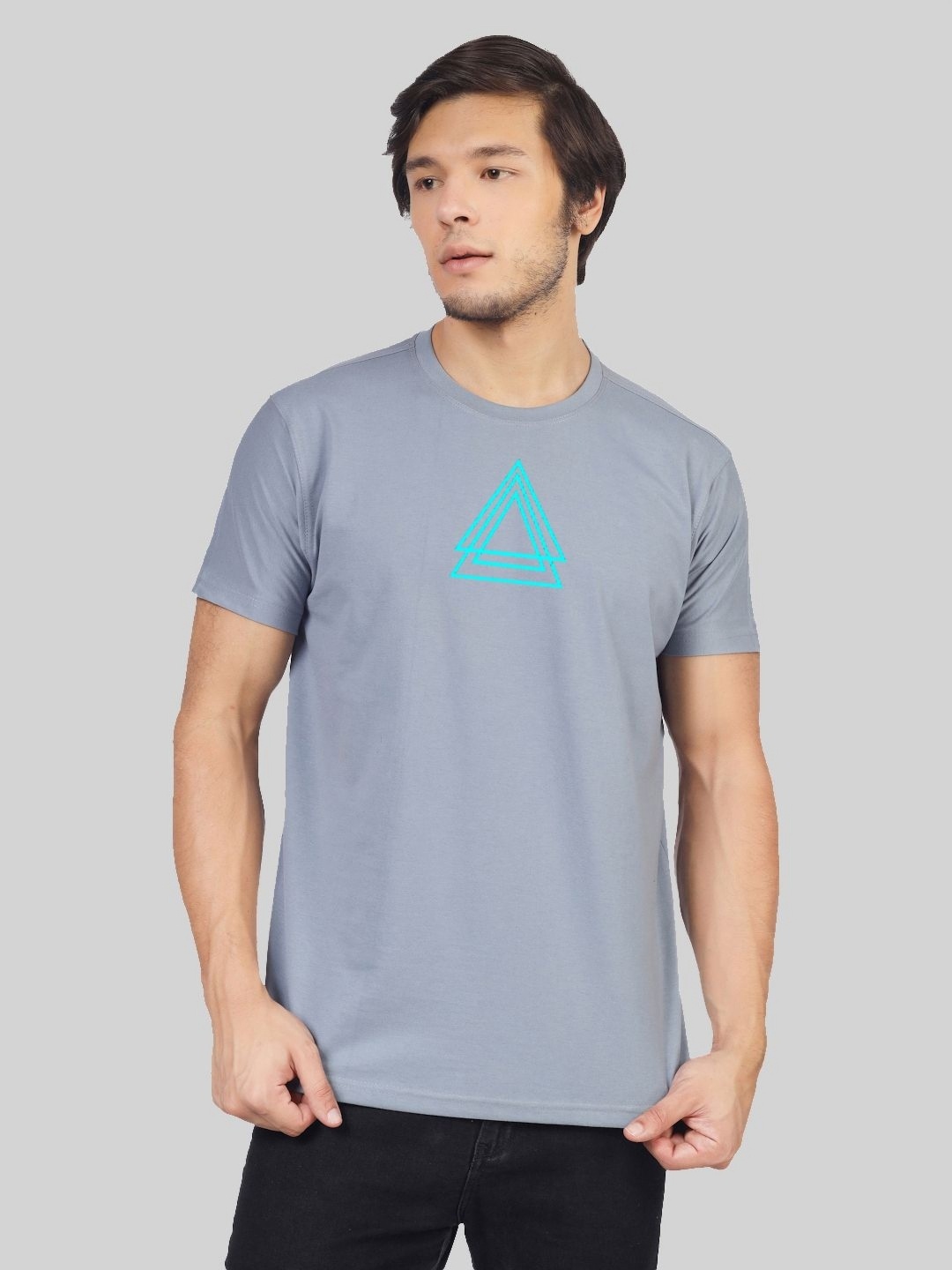 

Greylongg Men Printed Pockets T-shirt, Grey