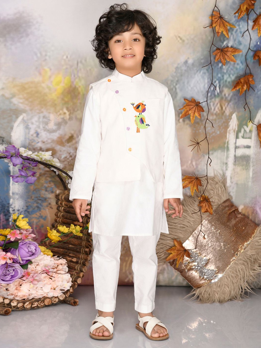 

MUDKID Boys Quirky Embroidered Mandarin Collar Pure Cotton Kurta with Trouser & Jacket, White