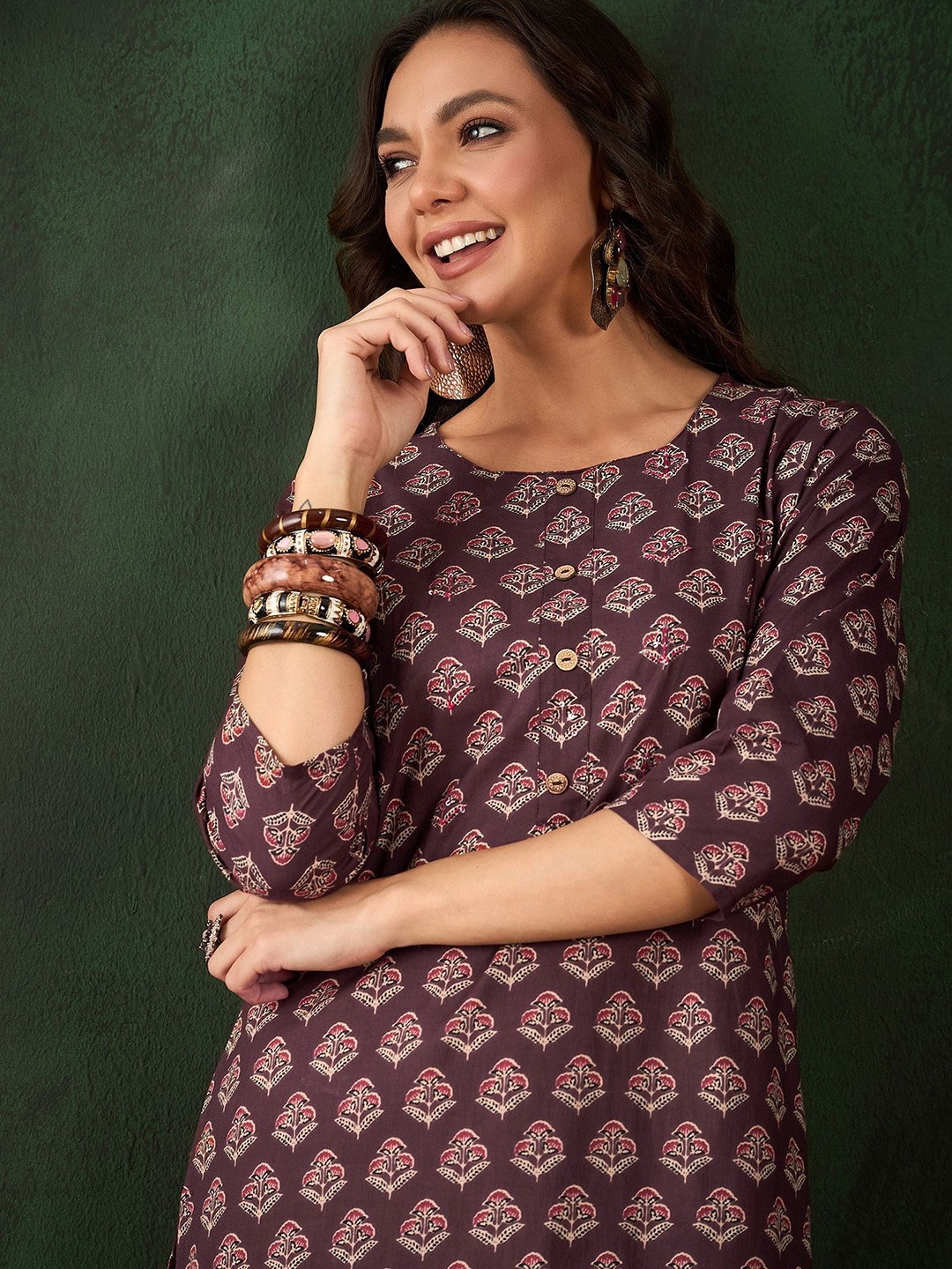 

Sangria Printed Cotton Kurta With Trousers Set, Brown