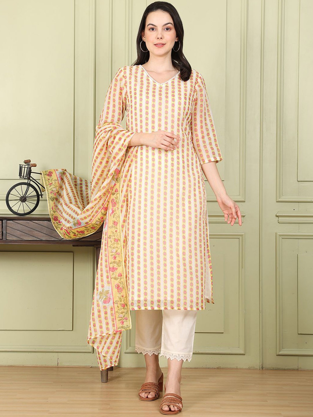 

W Women Floral Printed Regular Kurta with Trousers & With Dupatta, White