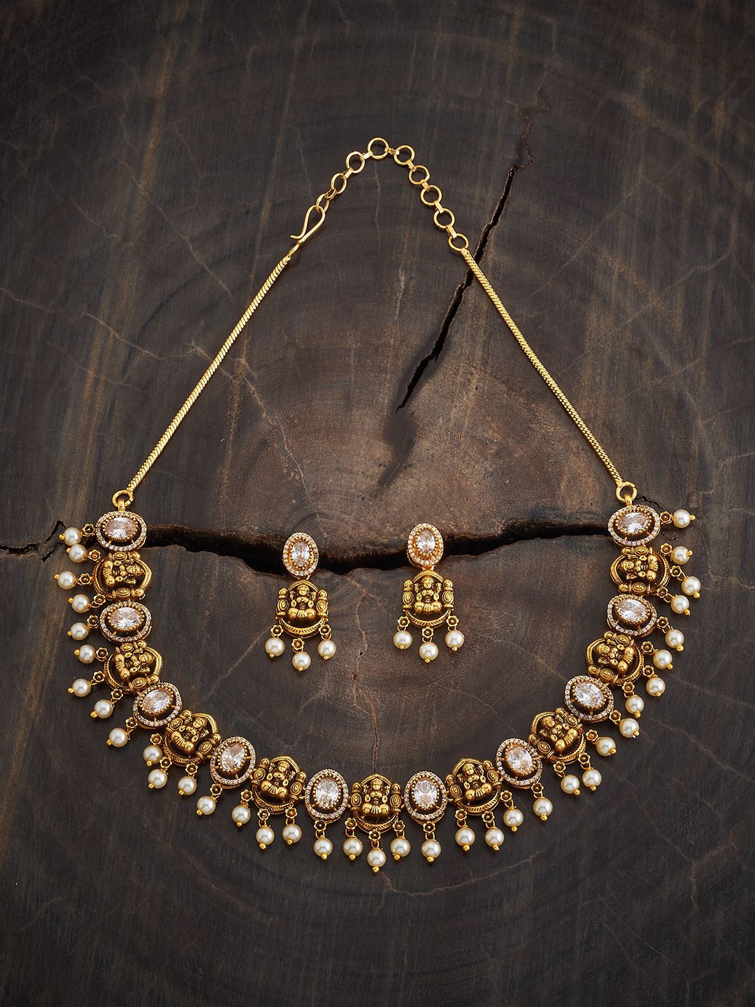 

Kushal's Fashion Jewellery Gold-Plated Artificial Stones Studded Jewellery Set