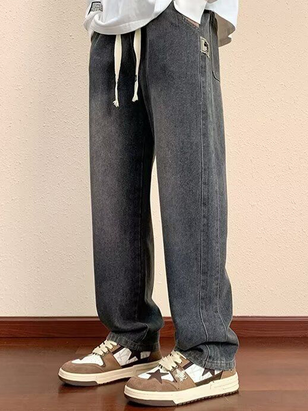 

StyleCast Men Clean Look Relaxed Fit Jeans, Grey