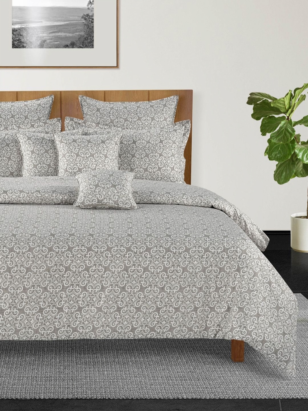 

SWAYAM Grey & White Ethnic Motifs 210 TC King Bedsheet with 2 Pillow Covers