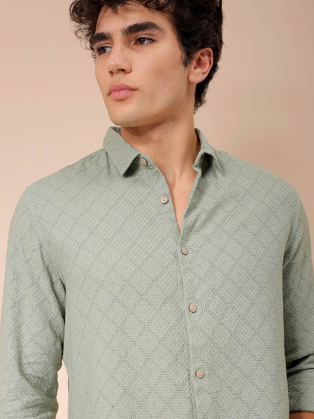 

The Indian Garage Co Men Regular Fit Dobby Textured Resortwear Shirt, Green