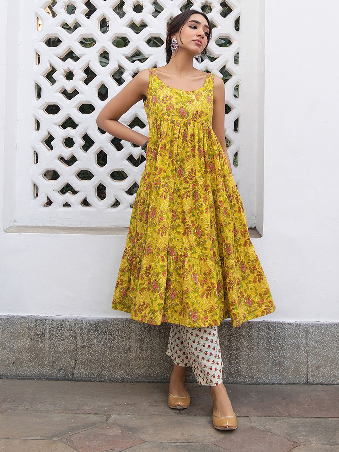 

Janasya Floral Printed Pleated Pure Cotton Kurta with Palazzo, Mustard