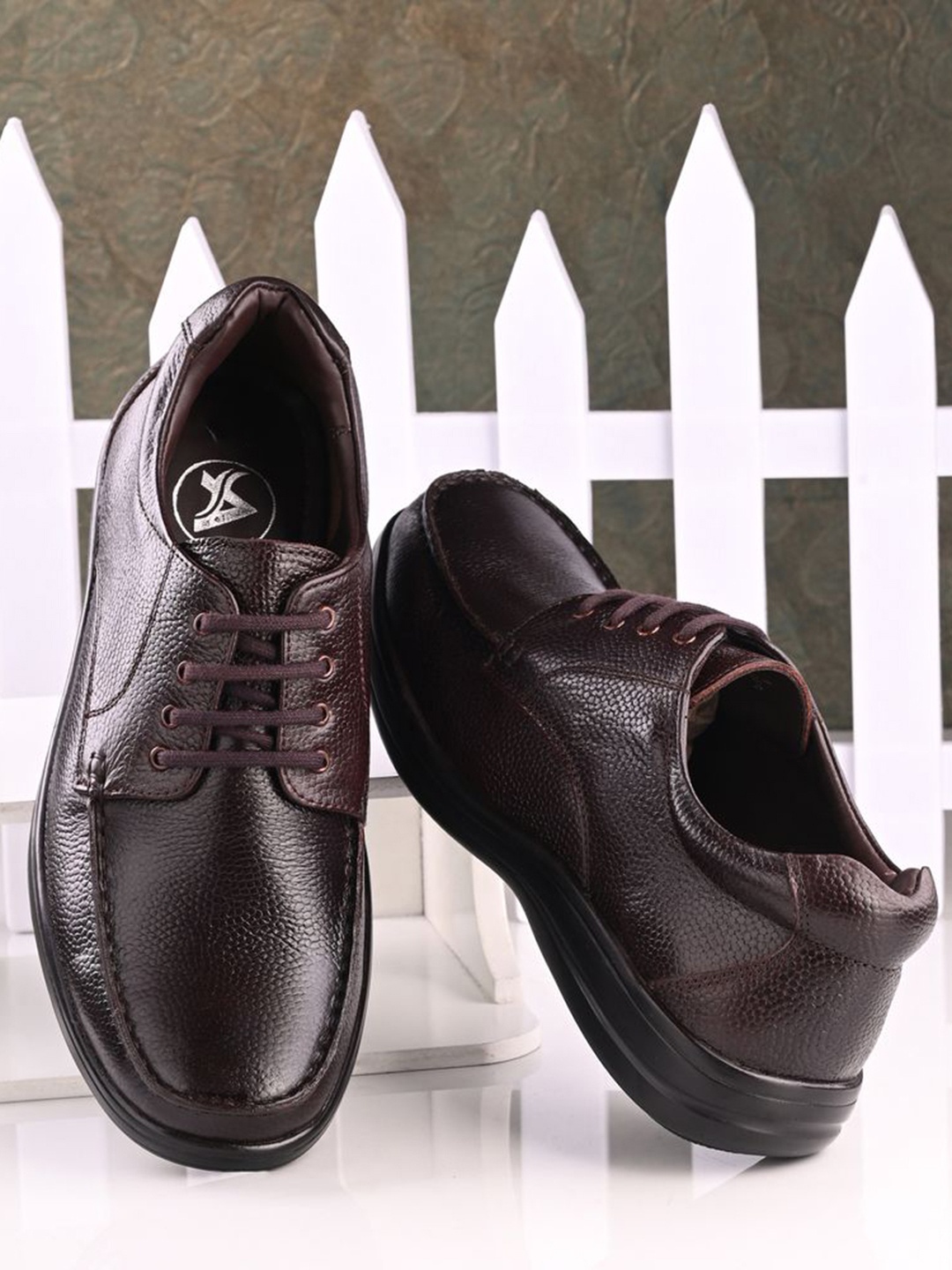 

Auserio Men Leather Formal Derbys, Brown