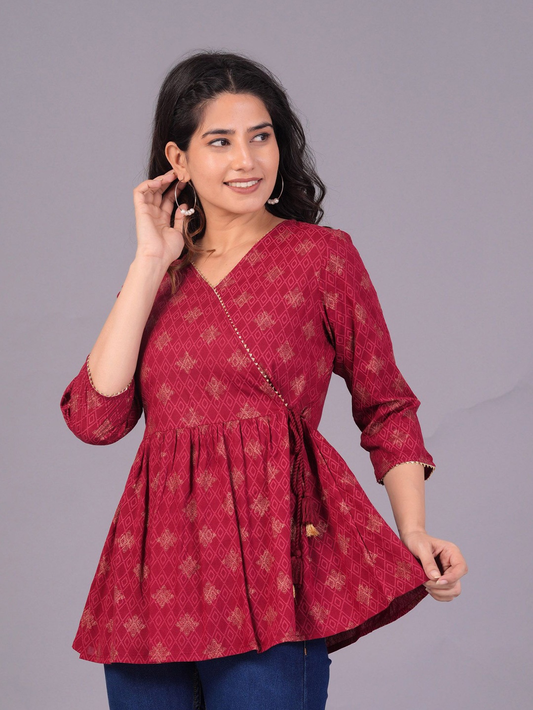 

BAESD Women Floral Printed V-Neck Top, Maroon
