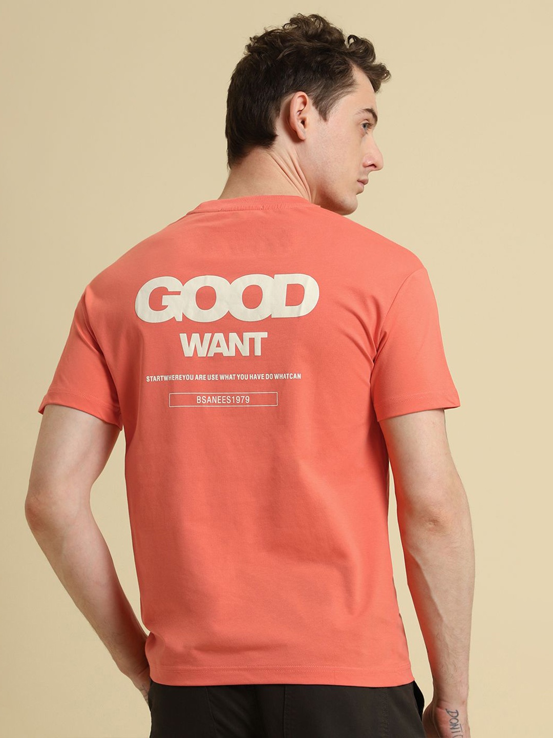 

Banana Club Men Typography Printed T-shirt, Orange