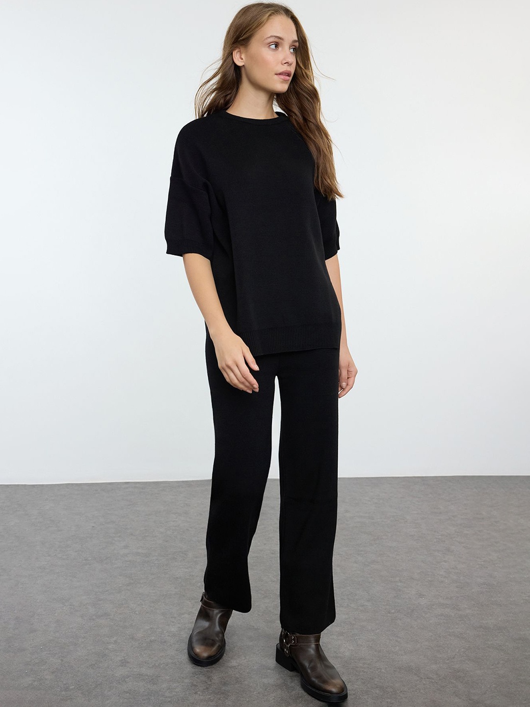 

Trendyol Tshirt With Trousers Co-Ords, Black