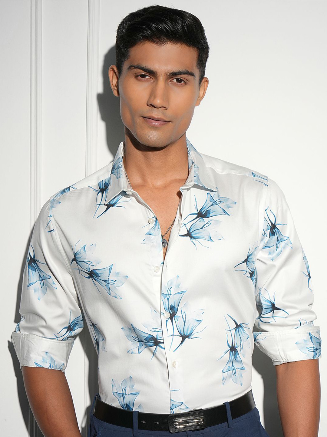 

LOCOMOTIVE Premium Men Satin Printed Occasion Shirt, White