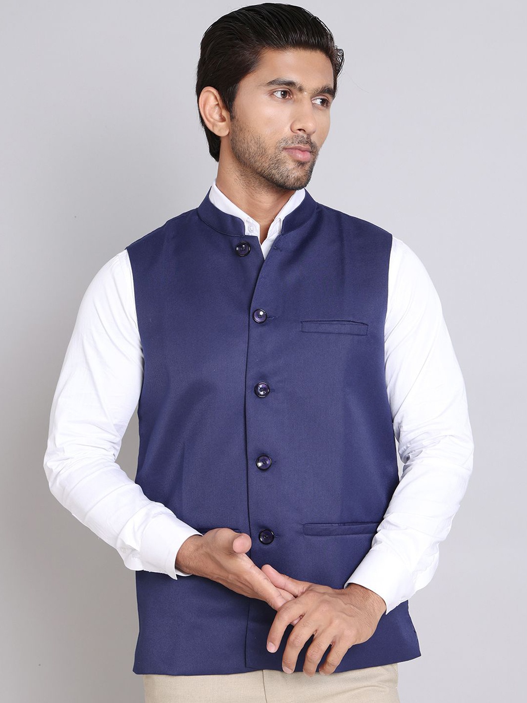 

Jompers Men Woven Nehru Jackets, Navy blue