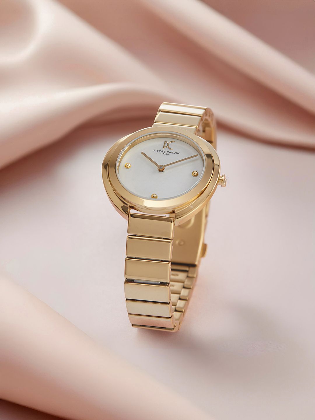 

pierre cardin Women Dial & Stainless Steel Straps Analogue Watch CMC.8005, White