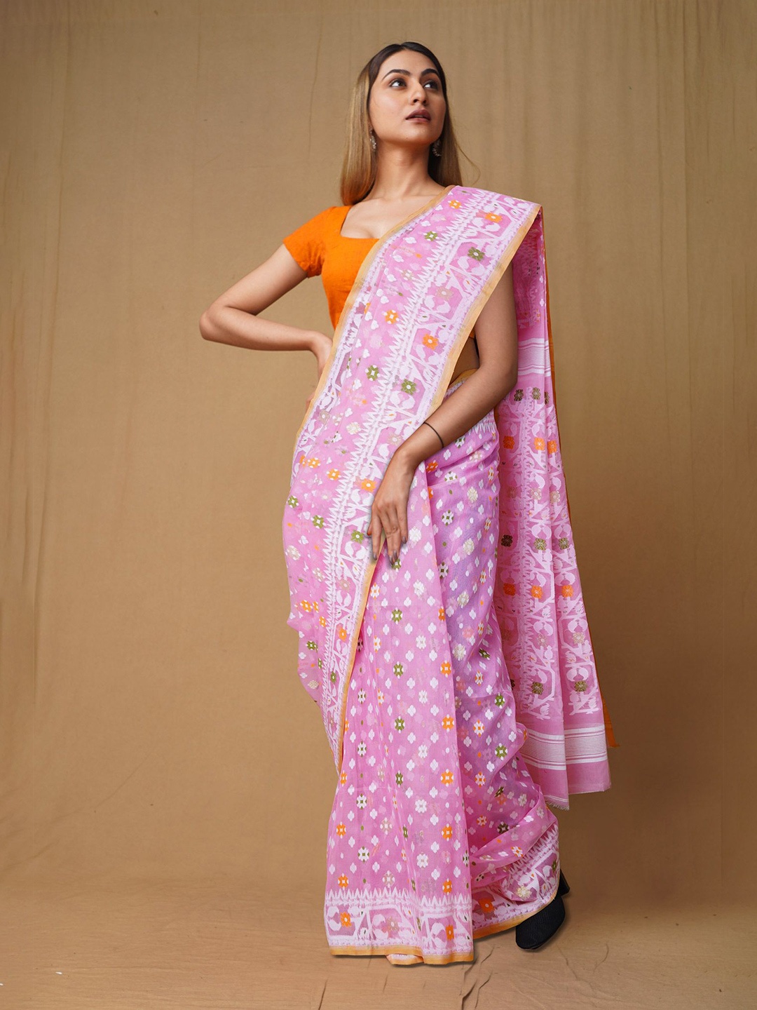 

Unnati Silks Woven Design Zari Pure Cotton Handloom Jamdani Saree, Pink