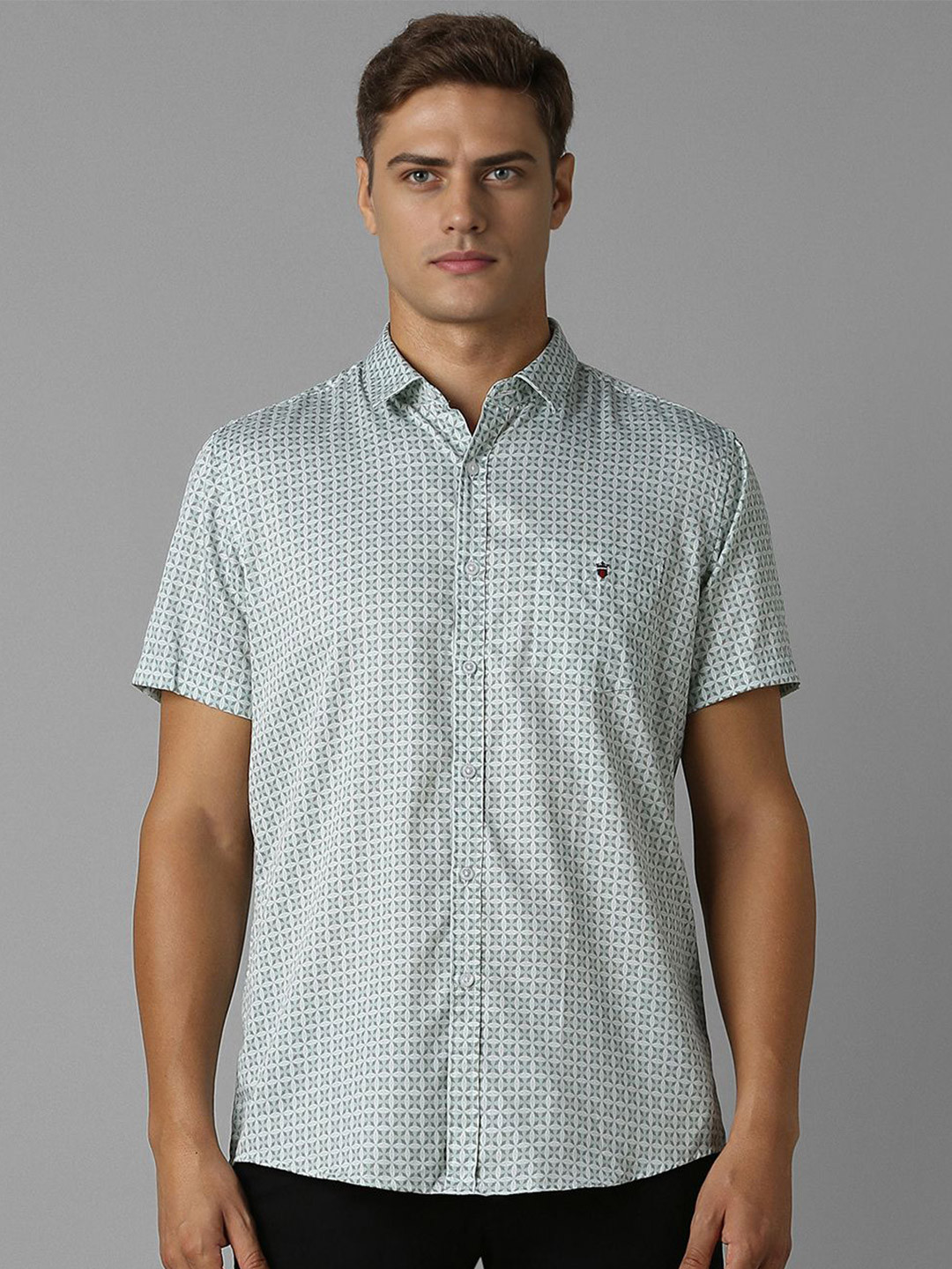 

Louis Philippe Sport Men Spread Collar Micro Ditsy Printed Cotton Slim Fit Casual Shirt, Green