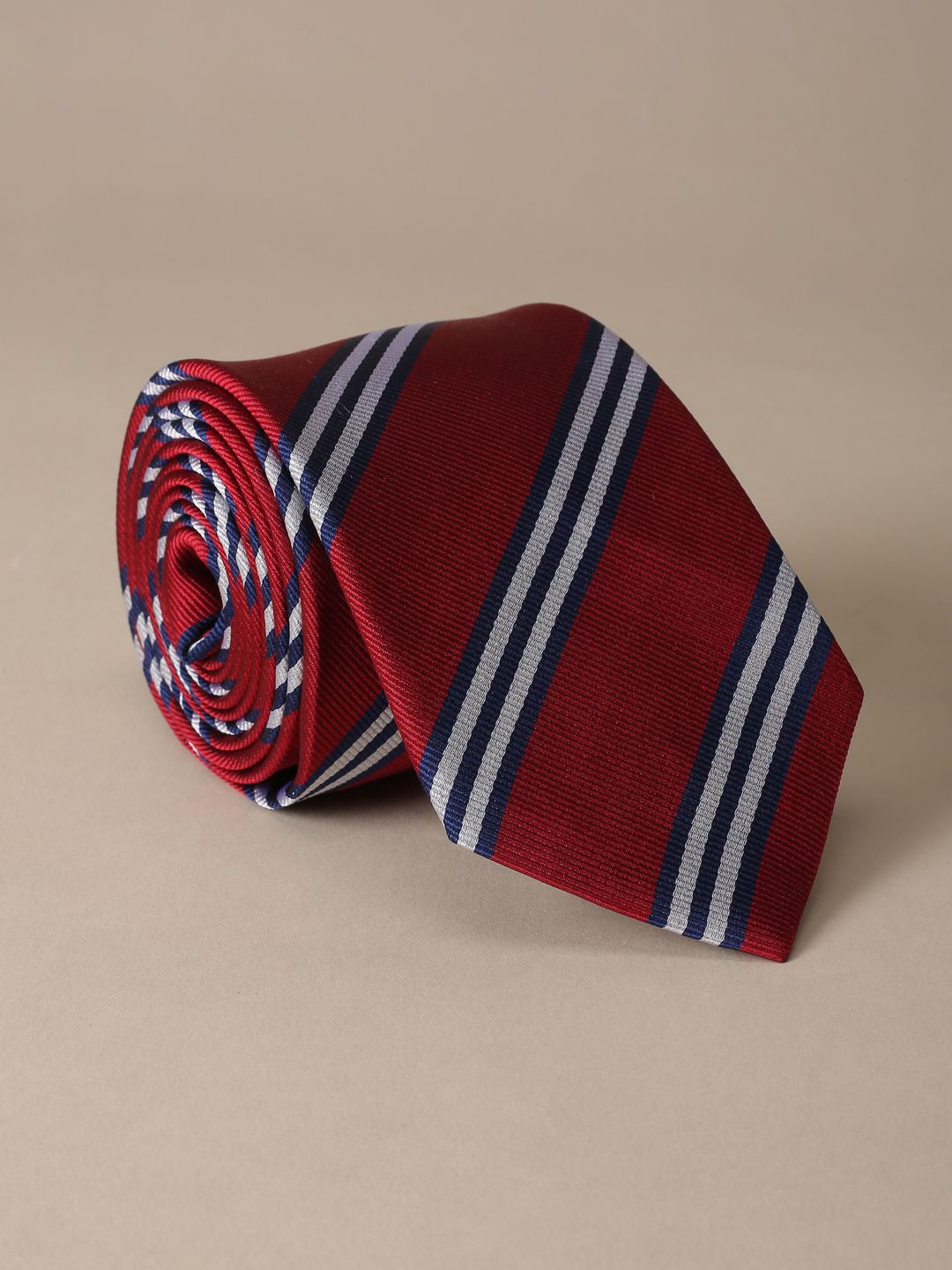 

Peter England Men Striped Broad Tie, Maroon