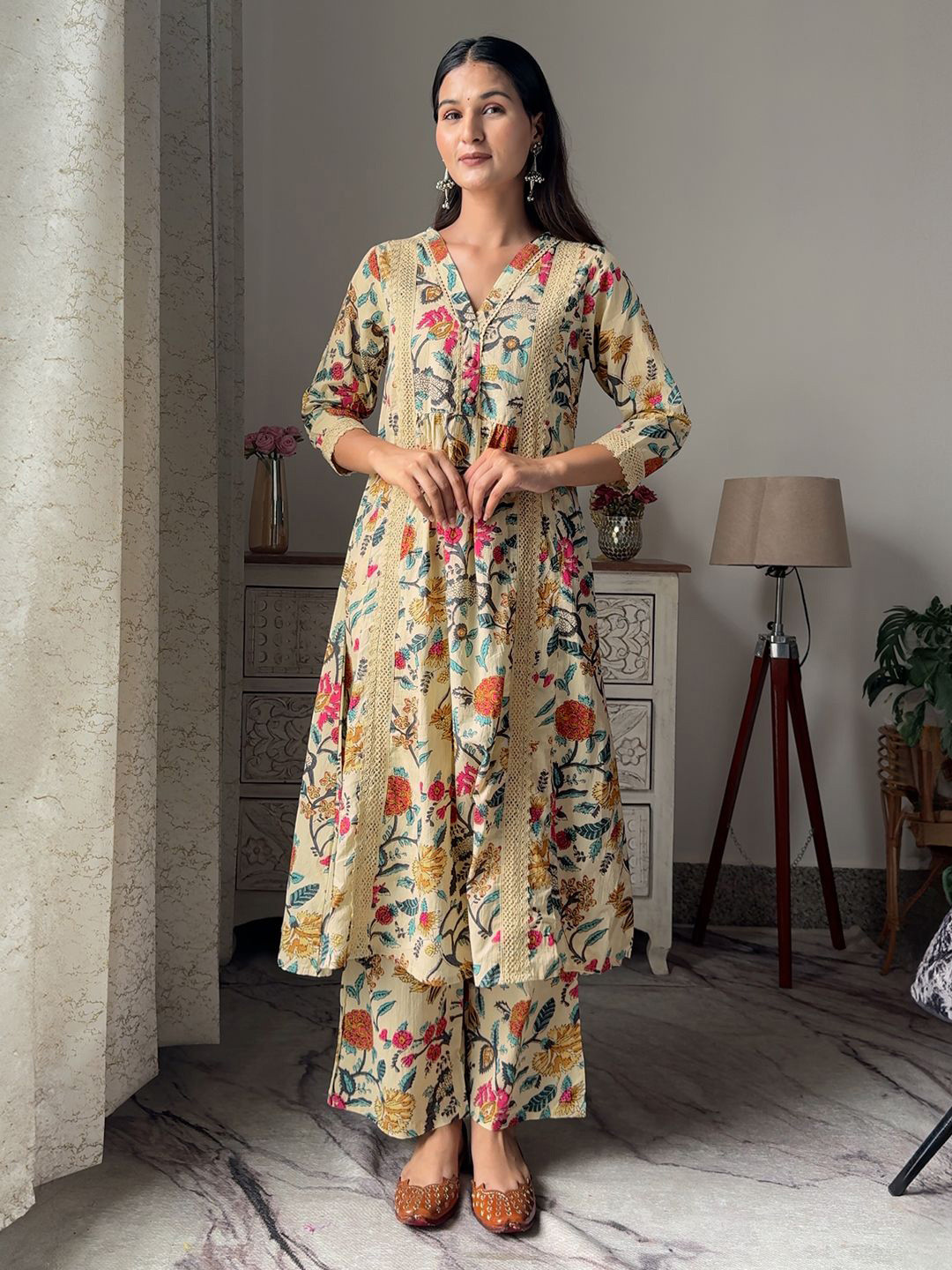 

Janasya Floral Printed Panelled Gotta Patti Pure Cotton A-Line Kurta With Palazzos, Beige
