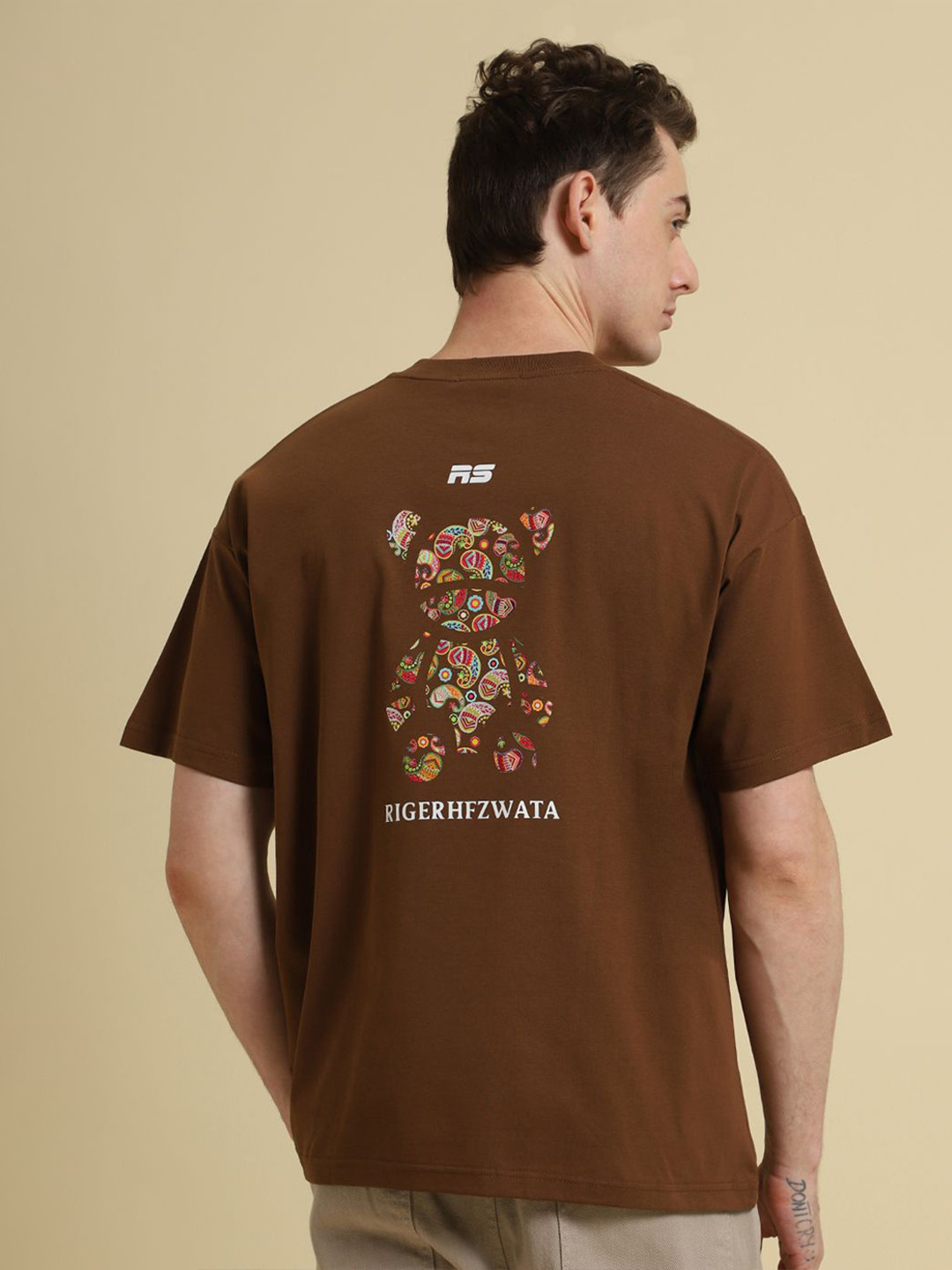 

Banana Club Men Printed T-shirt, Brown